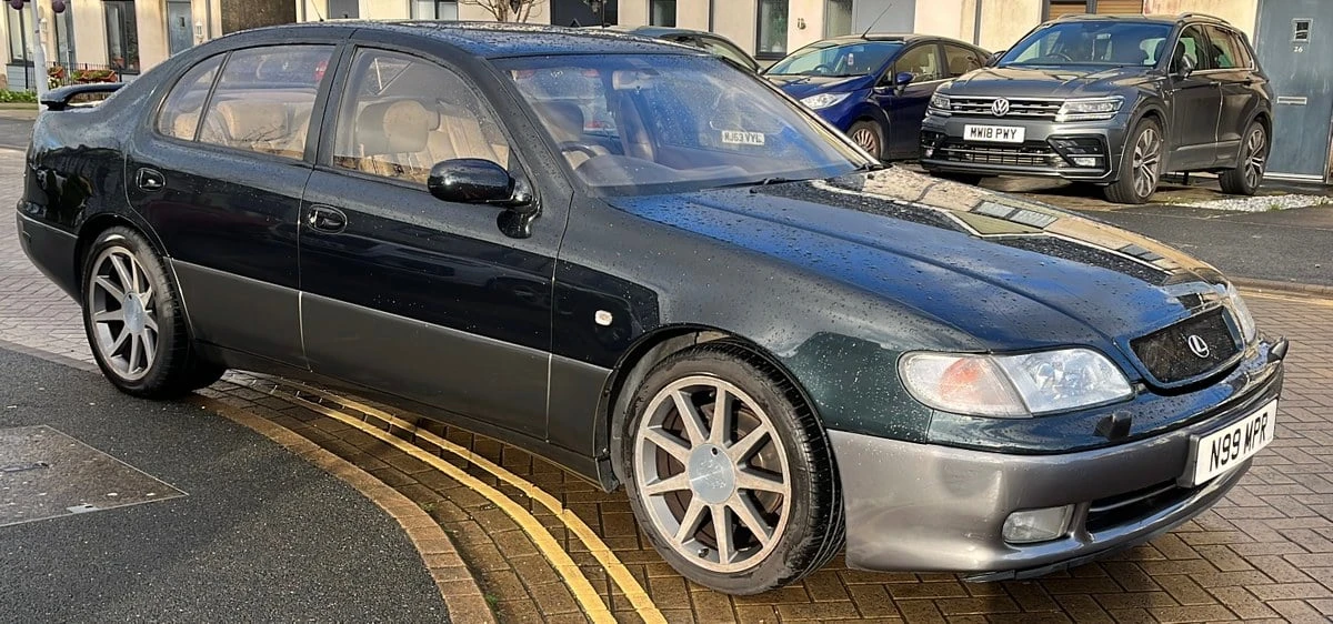 1997 Lexus GS 1st Gen - Image 11 of 30
