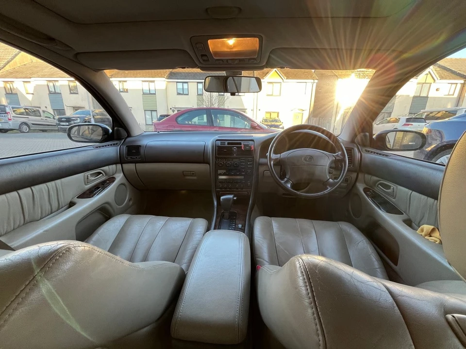 1997 Lexus GS 1st Gen - Image 14 of 30