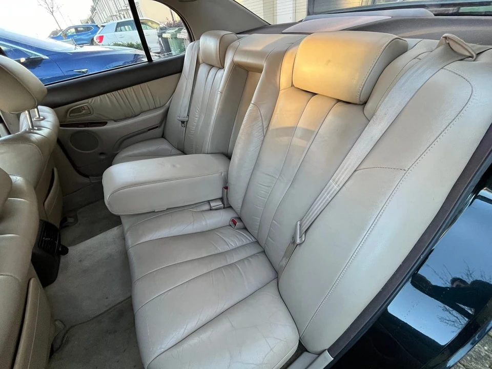 1997 Lexus GS 1st Gen - Image 18 of 30
