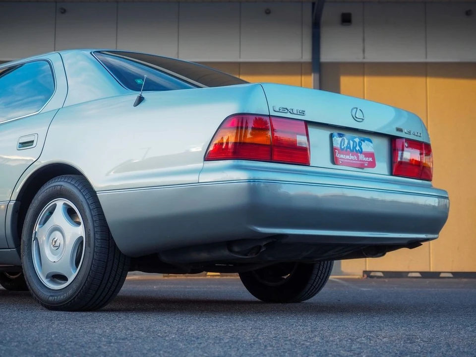 1997 Lexus LS 2nd Gen - Image 5 of 12