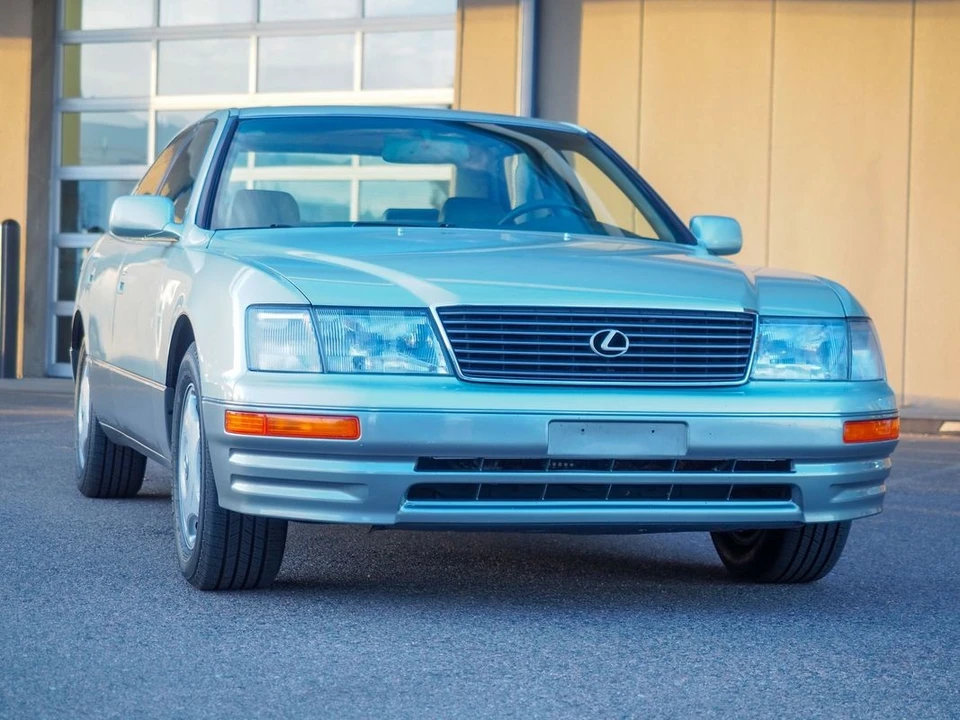 1997 Lexus LS 2nd Gen - Image 8 of 12
