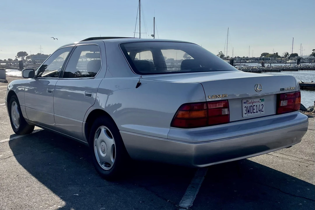 1997 Lexus LS 2nd Gen - Image 4 of 27