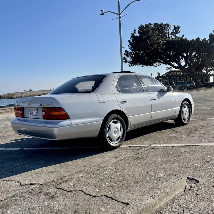1997 Lexus LS 2nd Gen - Image 7 of 27