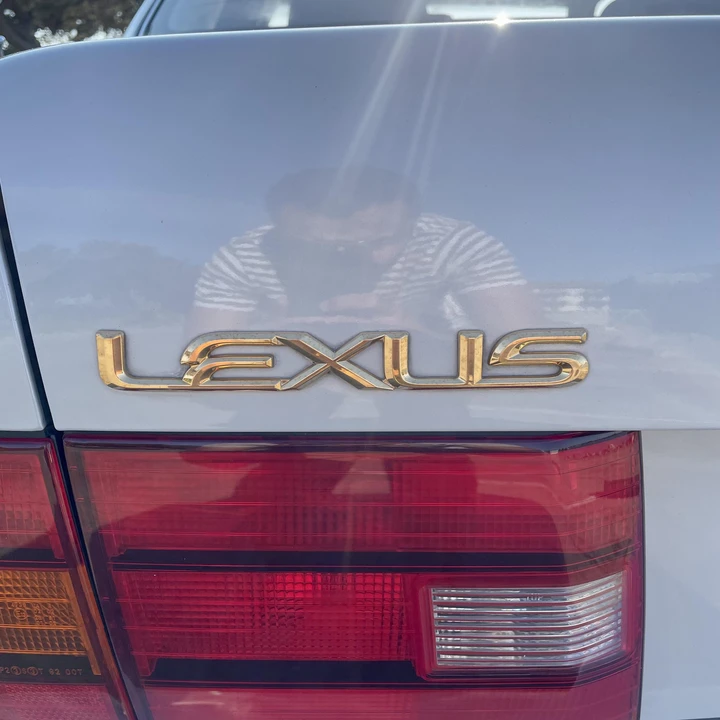 1997 Lexus LS 2nd Gen - Image 21 of 27