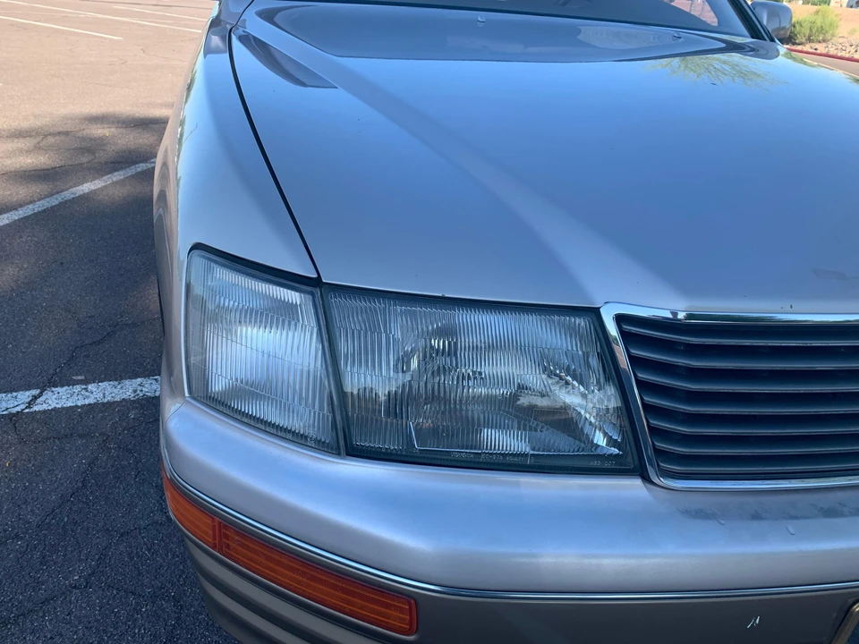 1997 Lexus LS 2nd Gen - Image 12 of 31