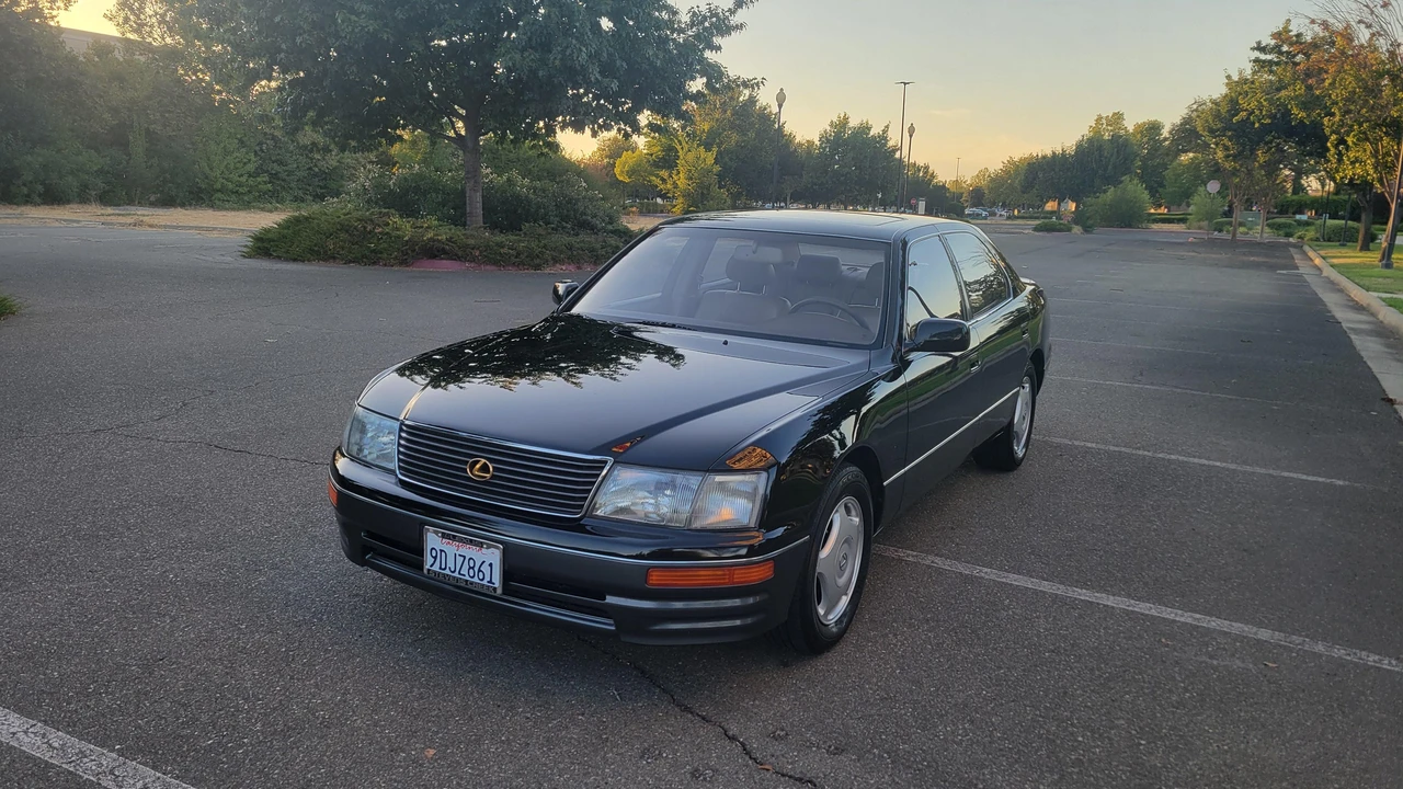 1997 Lexus LS 2nd Gen - Image 8 of 31