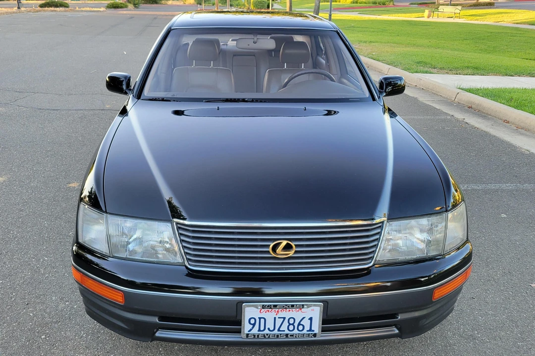 1997 Lexus LS 2nd Gen - Image 2 of 31