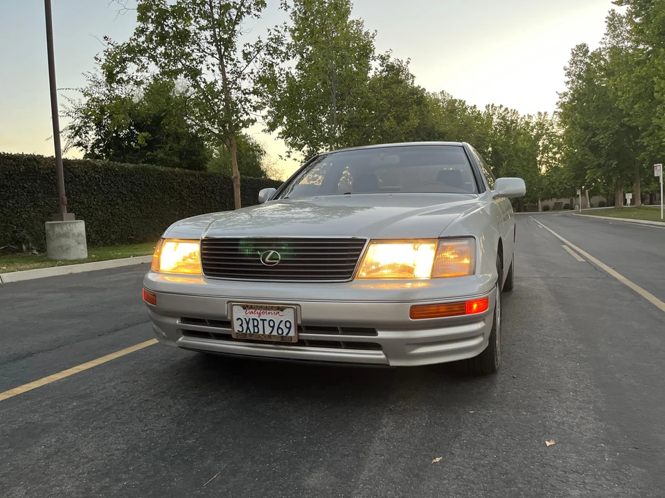 1997 Lexus LS 2nd Gen - Image 6 of 31