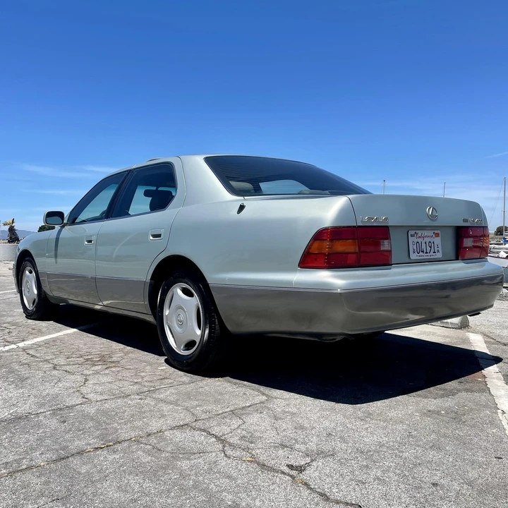 1997 Lexus LS 2nd Gen - Image 9 of 31