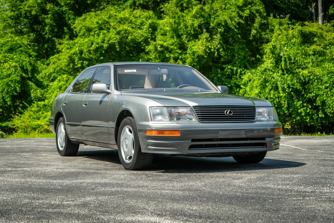 1997 Lexus LS 2nd Gen - Image 3 of 31