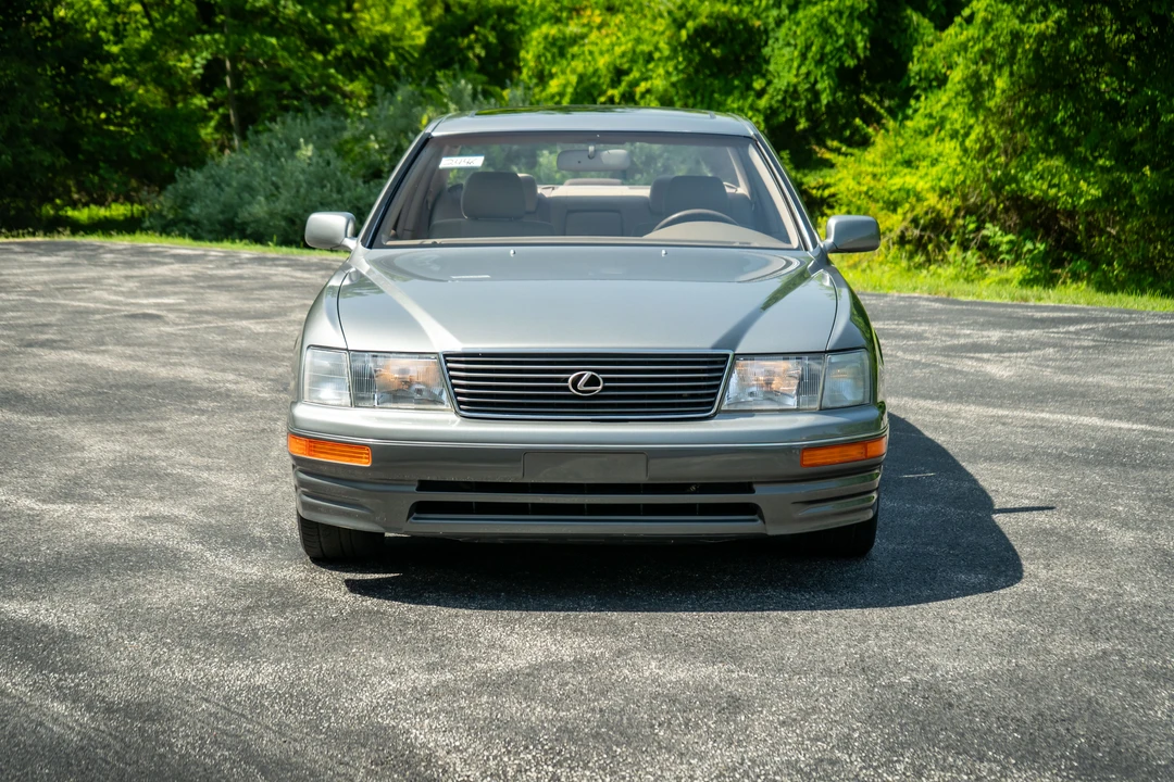 1997 Lexus LS 2nd Gen - Image 5 of 31