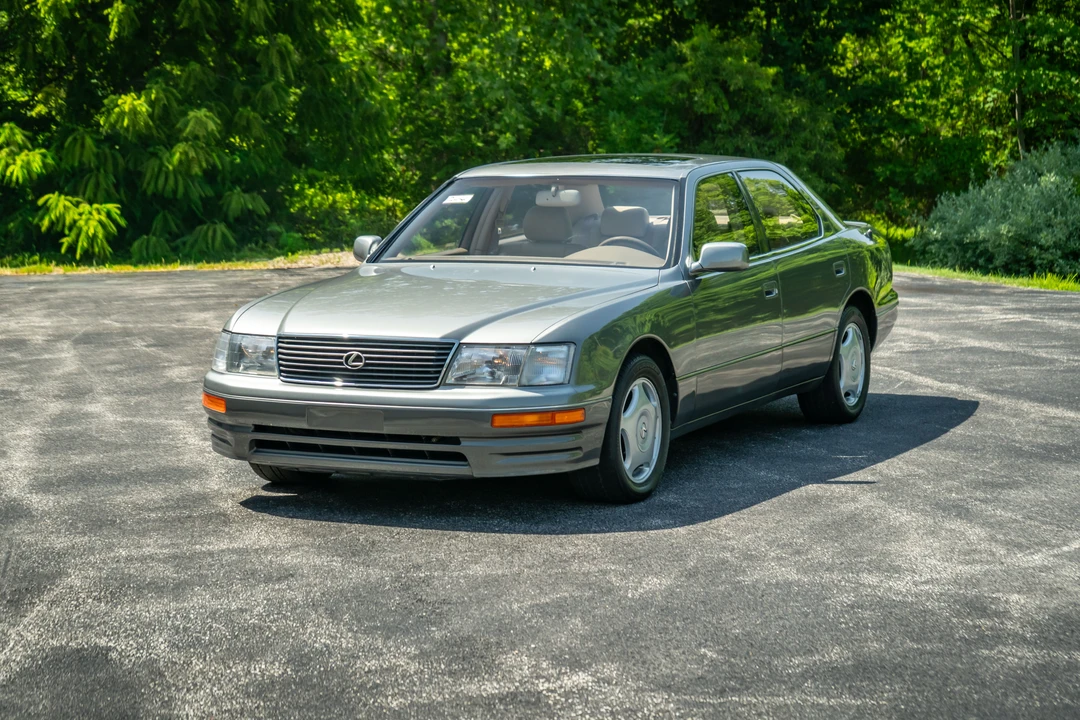 1997 Lexus LS 2nd Gen - Image 7 of 31