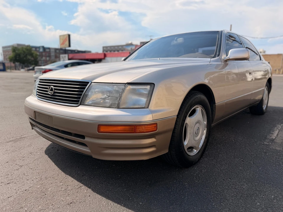 1997 Lexus LS 2nd Gen - Image 7 of 31