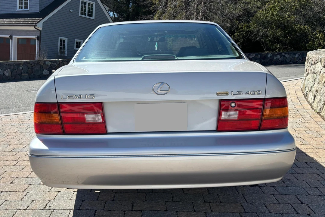 1997 Lexus LS 2nd Gen - Image 5 of 31