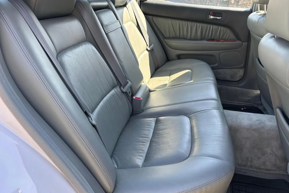 1997 Lexus LS 2nd Gen - Image 8 of 11