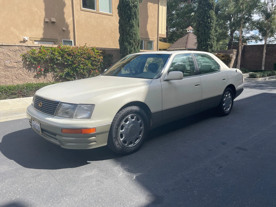 1997 Lexus LS 2nd Gen - Image 13 of 29