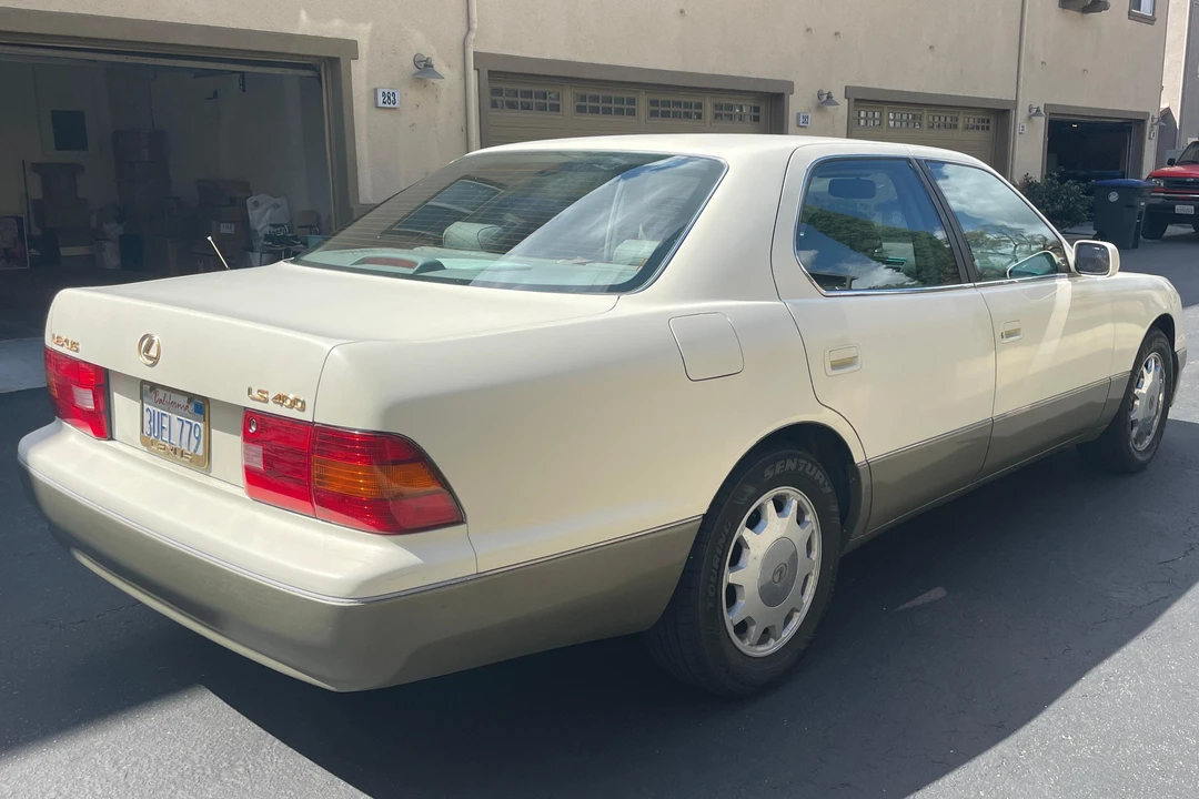 1997 Lexus LS 2nd Gen - Image 4 of 29