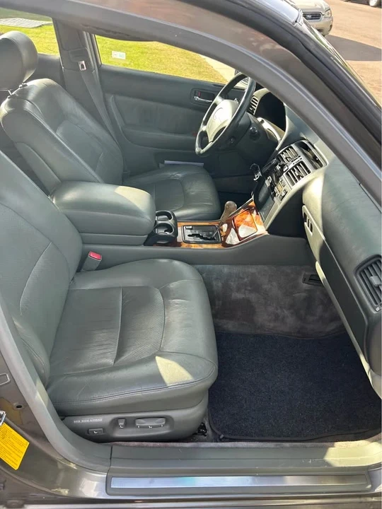 1997 Lexus LS 2nd Gen - Image 4 of 7