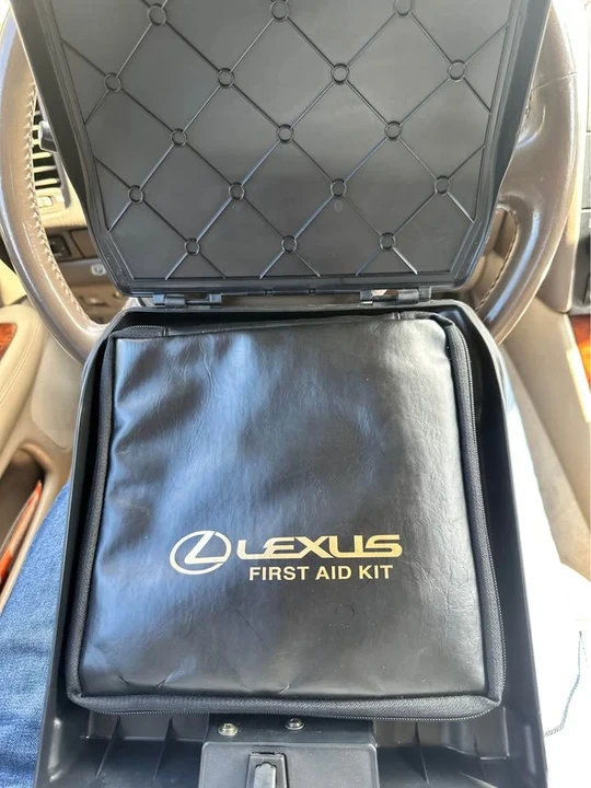 1997 Lexus LS 2nd Gen - Image 13 of 13