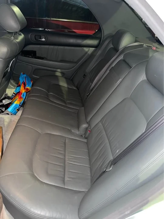 1997 Lexus LS 2nd Gen - Image 5 of 6