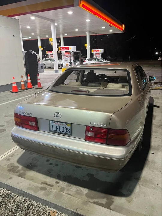 1997 Lexus LS 2nd Gen - Image 6 of 12