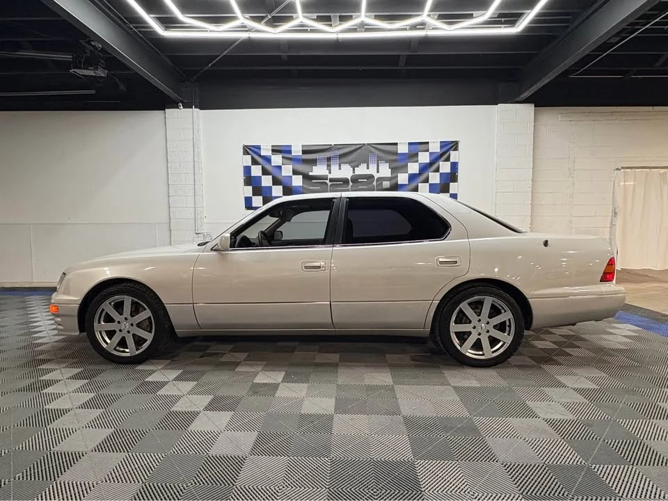 1997 Lexus LS 2nd Gen - Image 8 of 20