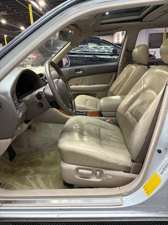 1997 Lexus LS 2nd Gen - Image 12 of 20