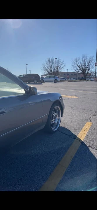 1997 Lexus LS 2nd Gen - Image 3 of 6