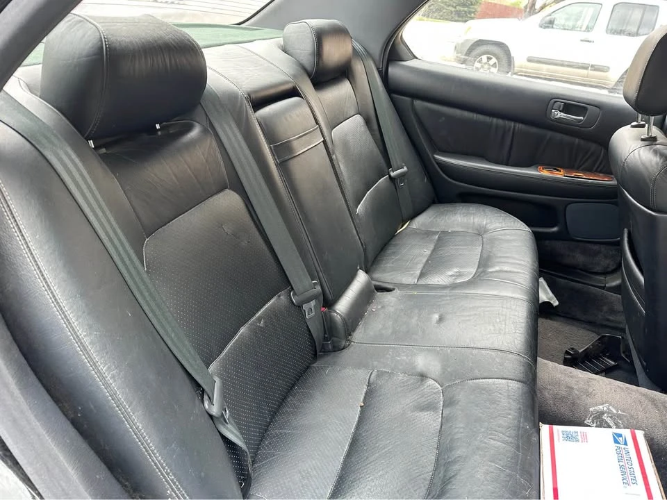 1997 Lexus LS 2nd Gen - Image 8 of 11