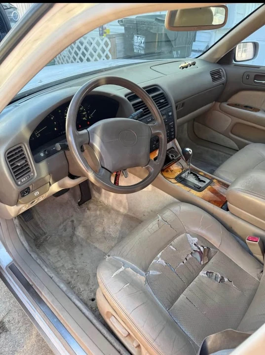 1997 Lexus LS 2nd Gen - Image 12 of 12
