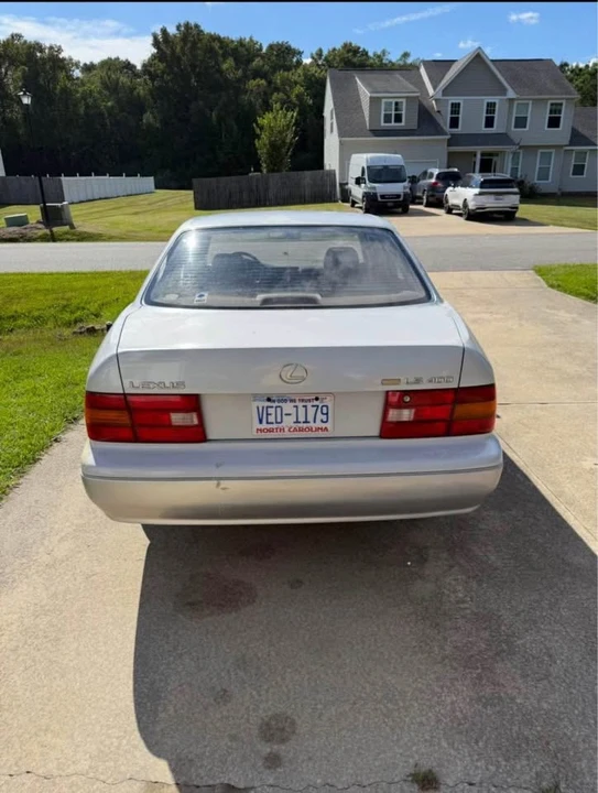 1997 Lexus LS 2nd Gen - Image 3 of 12