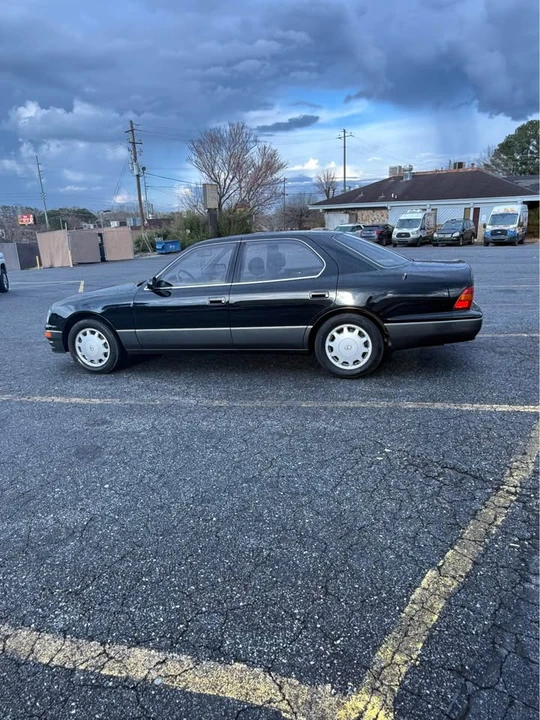 1997 Lexus LS 2nd Gen - Image 7 of 20