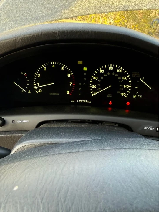 1997 Lexus LS 2nd Gen - Image 20 of 20
