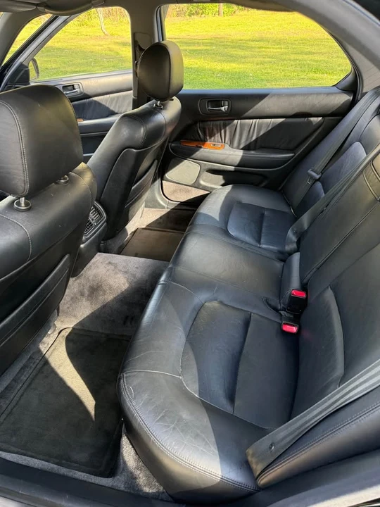 1997 Lexus LS 2nd Gen - Image 10 of 20