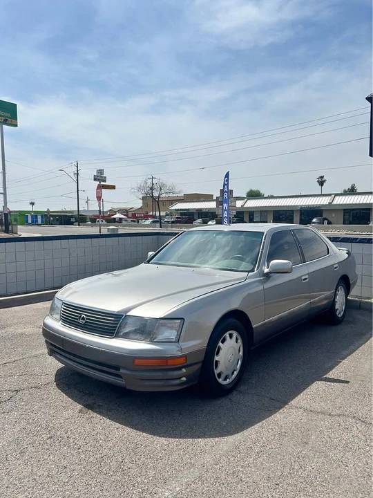 1997 Lexus LS 2nd Gen - Image 2 of 6