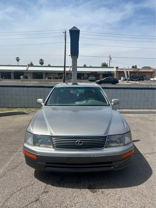 1997 Lexus LS 2nd Gen - Image 3 of 6