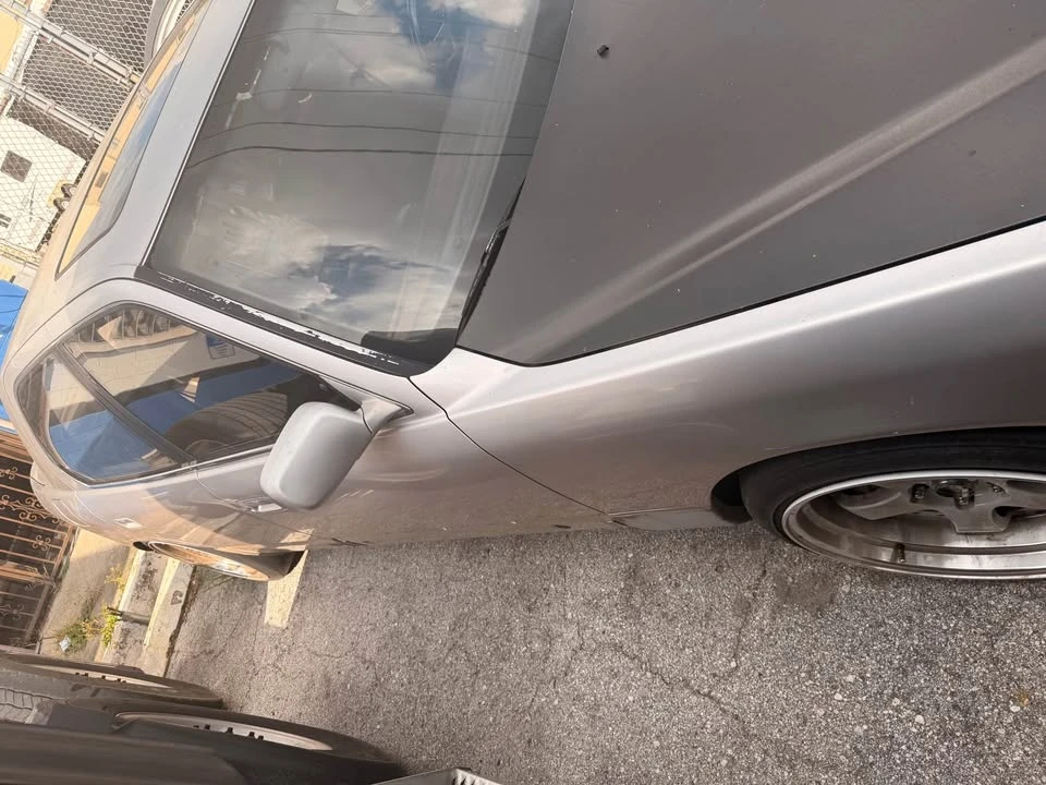 1997 Lexus LS 2nd Gen - Image 9 of 11