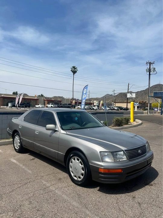 1997 Lexus LS 2nd Gen - Image 4 of 6