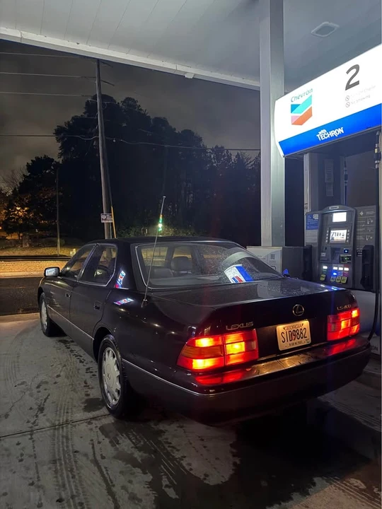1997 Lexus LS 2nd Gen - Image 6 of 20