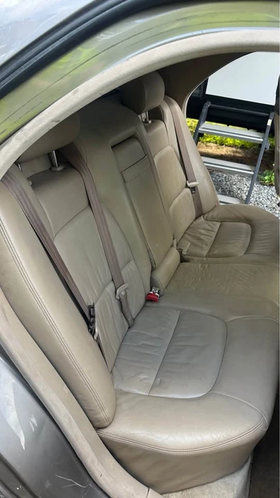 1997 Lexus LS 2nd Gen - Image 11 of 18