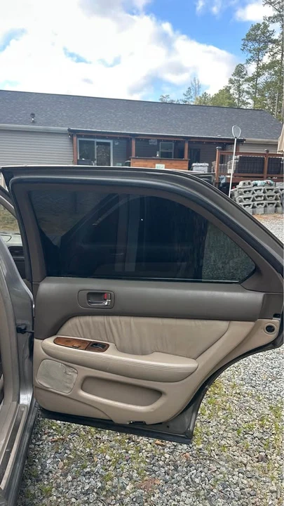 1997 Lexus LS 2nd Gen - Image 12 of 18