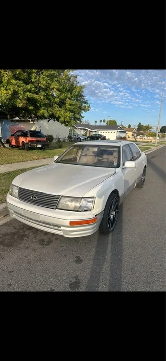 1997 Lexus LS 2nd Gen - Image 6 of 9