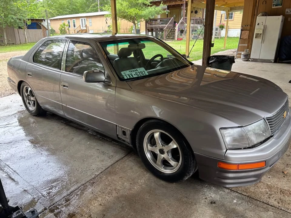 1997 Lexus LS 2nd Gen - Image 5 of 10