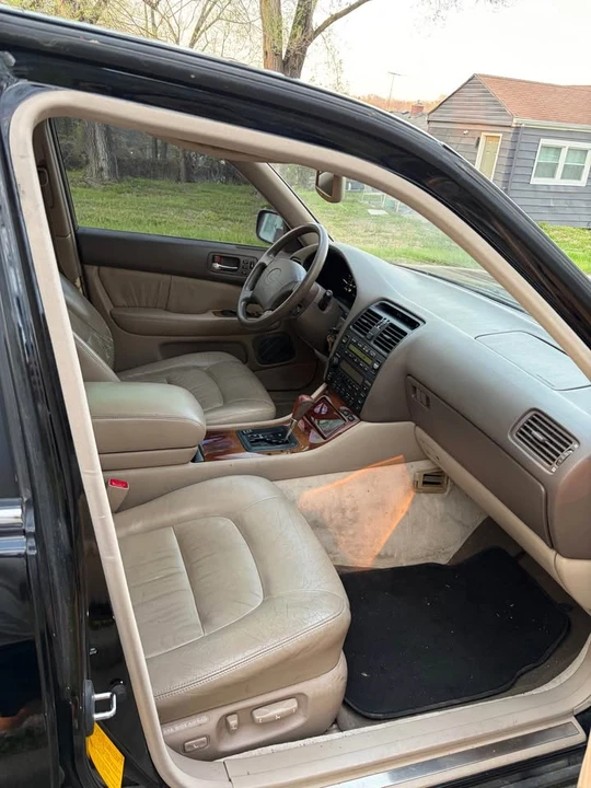 1997 Lexus LS 2nd Gen - Image 7 of 9