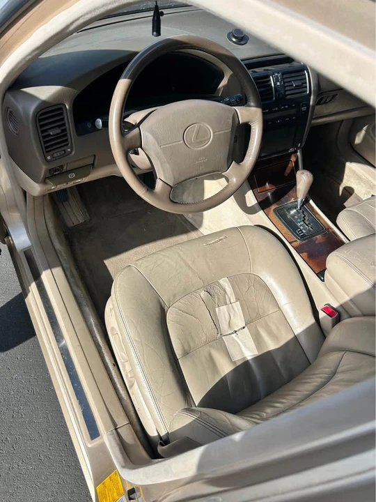 1997 Lexus LS 2nd Gen - Image 9 of 17