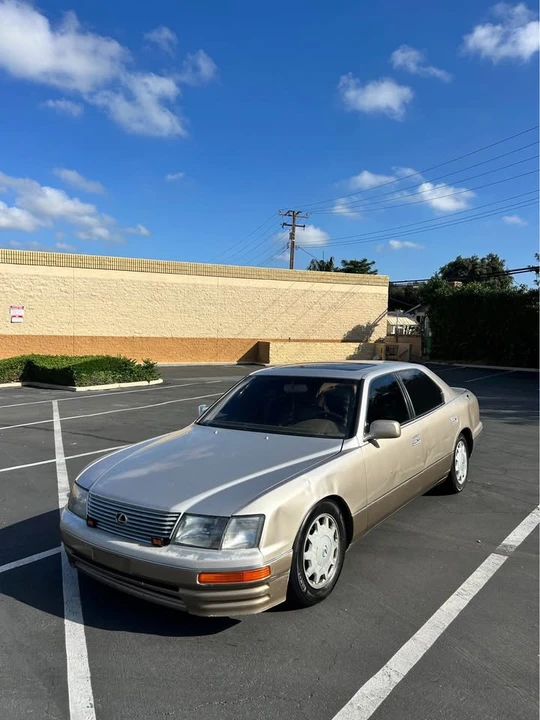 1997 Lexus LS 2nd Gen - Image 7 of 17