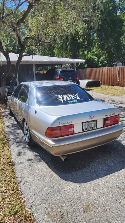 1997 Lexus LS 2nd Gen - Image 6 of 7
