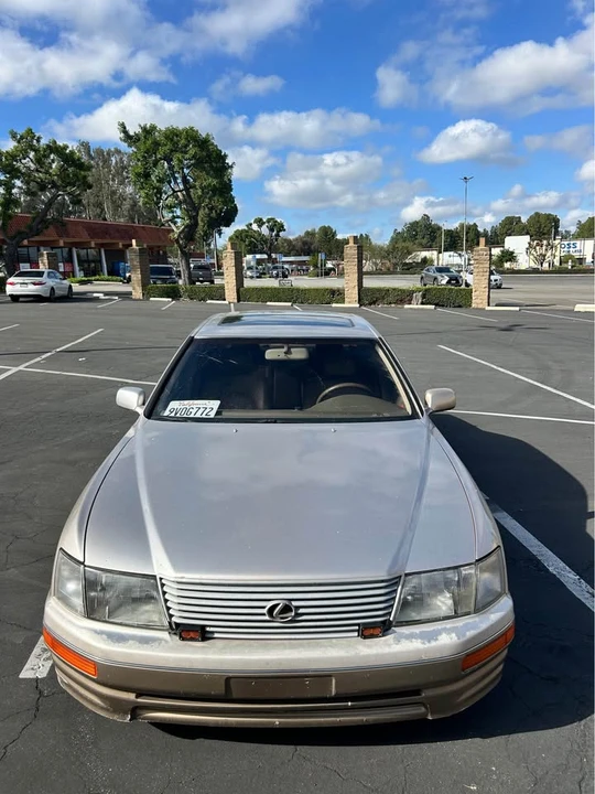 1997 Lexus LS 2nd Gen - Image 8 of 17