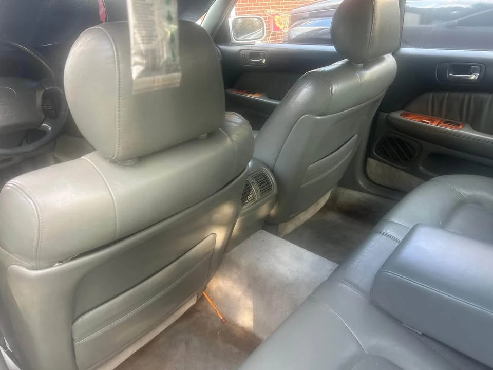1997 Lexus LS 2nd Gen - Image 8 of 9