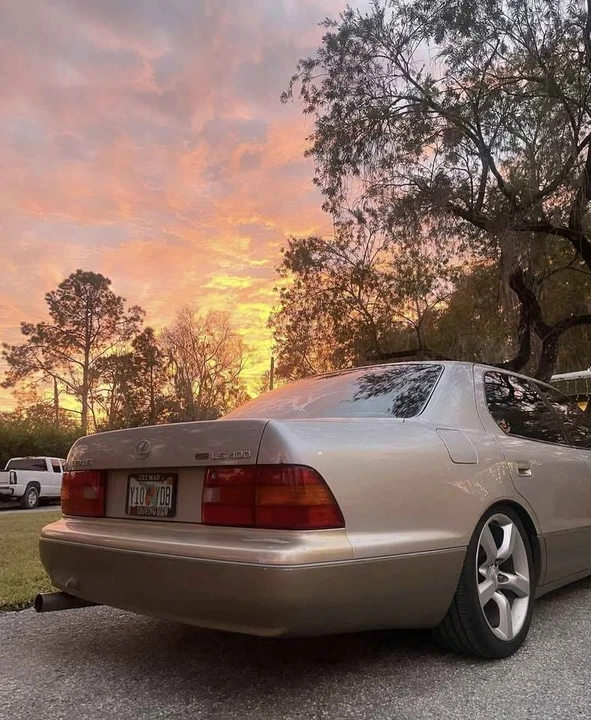 1997 Lexus LS 2nd Gen - Image 3 of 7